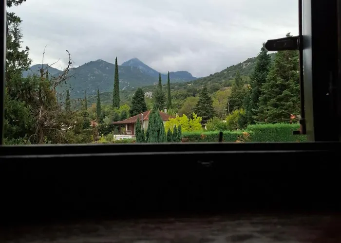 Panos Stone House Chalé